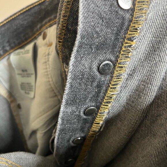 Levis 501 Mens Jeans Two-Tone Colorblock Button Fly Coastal Size 40x34 - Picture 3 of 6